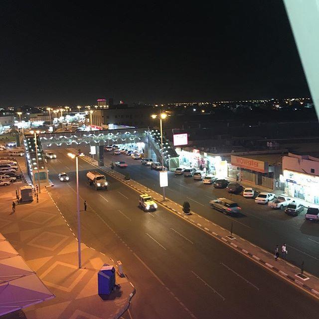 الغيوم والنجوم فرع 1 Nadzsran Kültér fotó